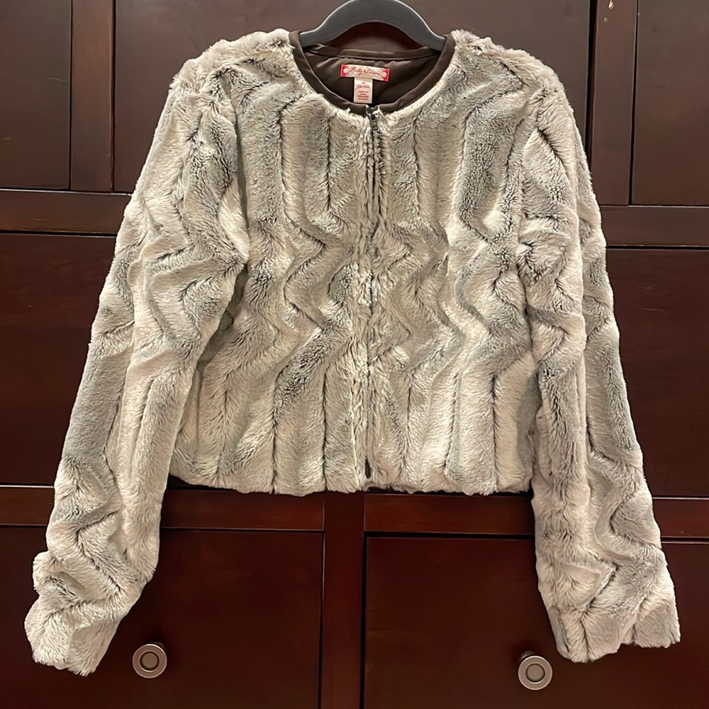 Ruby & Bloom Faux fur girls Jacket SZ M (8/10)